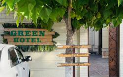 Green Hotel