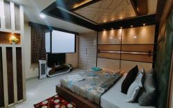 Daddy Homestay Luxury Apartment Near Mg Marg 4 Bhk