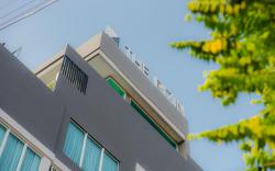 The Rizin Hotel Phratamnak