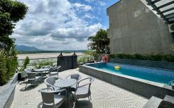 Ganga Euphoria - A Luxury Villa on the Ganges