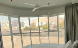 Lovely 2BR in Heart of Downtown.