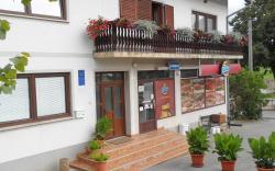 Apartments  Rooms Rendulic - One Bedroom Apartment with Balcony