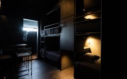 NIN • Sane Private Room