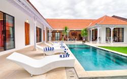 Villa Khaizan  3 BR 7 mnts drive to Beach