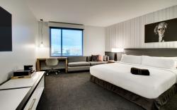 The Rose Hotel Chicago O’Hare, Tapestry Collection by Hilton