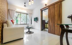 Self catering 1 BHK apartment in Borivali East