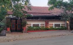 Saalvi Villa