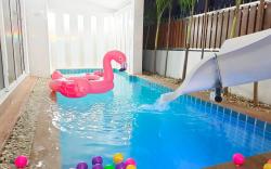 Jomtien Beach Pool Villa - Villa by the Sea, Jomtien Beach