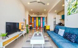 D'Pristine Dinosaur Suites (WIFI) by JBcity Home