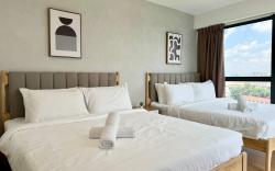 Harmony Heights | 2BR Duplex Escape by Moka