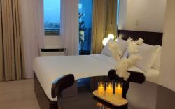 FLORIA SUITES AT AZURE NORTH PAMPANGA