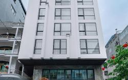 Sand Hotel