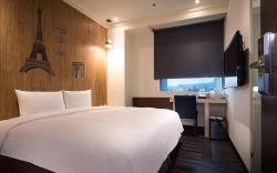 Merryday Hotel Banqiao Branch