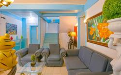 RedDoorz @ La Maria Pension and Tourist Inn