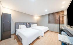 Sangju Kaiser Hotel