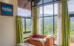 Stunning Mountain View Cabin In Vagamon