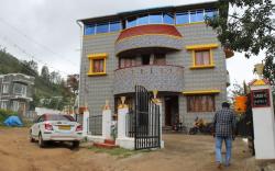 AAK Hill Stay