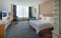 Holiday Inn Express Luoyang City Center By IHG