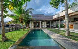 Sola Villa w/Private Pool & Rice Field | Ubud
