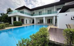 Pattaya shing village