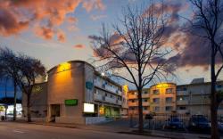 University Inn