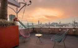 The Skyline Loft Modern Comfort w/Stunning Views