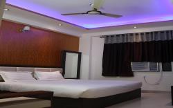 Hotel Golden Sky