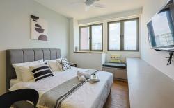 Modern Style Studio With City View by Nexx Field