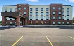 Cobblestone Hotel & Suites - Bellefontaine