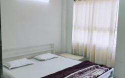 Homestay Room in Vrindavan, Radha Florence 