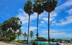 Cha-Am Beach Club Condo By O