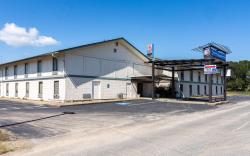 Motel 6 Arkadelphia, AR