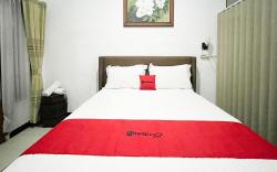 RedDoorz Near Alun Alun Kota Wisata Batu