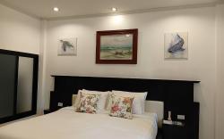 Kenikar Raintree Residence Hotel