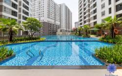 Botanica Orchard Luxury Near Airport 