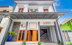 OYO 94364 Dalinah Homestay