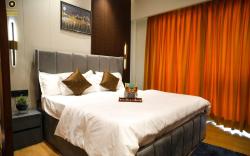 The Vibrant Home, A Luxury Stay