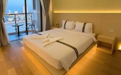X One Hotel 