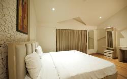 Rose Wood Villa By 97RoyalVista