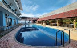 Hidden Valley Beach Resort