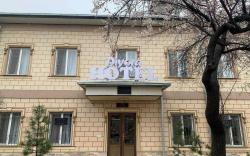 Diyora Hostel