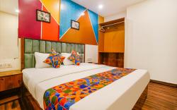 FabHotel Twigo Inn - Kokilaben Dhirubhai Ambani Hospital