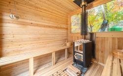Gapeyong FourSeason Pet Glamping Caravan