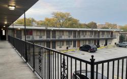 Best Motel By OYO Chicago I-90