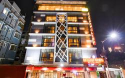 Urban Cliff A Boutique Hotel 