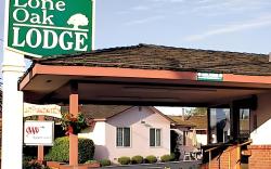 Lone Oak Lodge