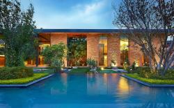 Taj Damdama Lake Resort & Spa, Gurugram