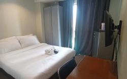 Spacious Studio Apartment B401