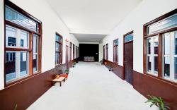 SPOT ON Hotel Lakshya Ghatampur