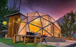 A Cozy Wooden Cabin & Attic | Itsy Bitsy